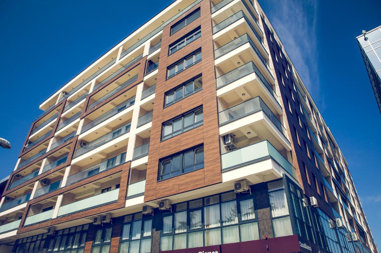 Apartmani Sl Luxury バニャ・ルカ エクステリア 写真