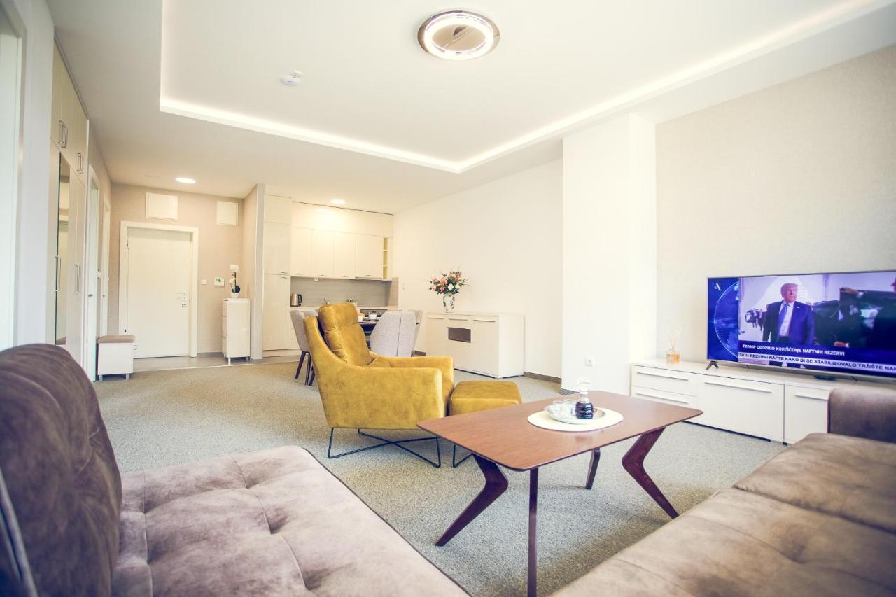 Apartmani Sl Luxury バニャ・ルカ エクステリア 写真